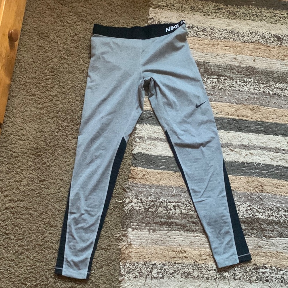 Nike pro grey and black leggings